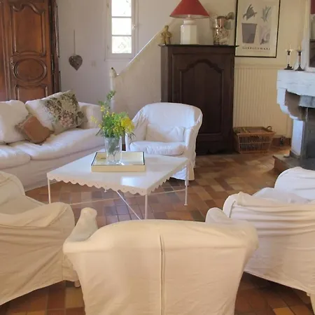 Villa 3 Chambres Avec Piscine Au Calme *