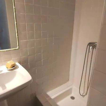 3 Chambres Avec Piscine Au Calme Villa *
